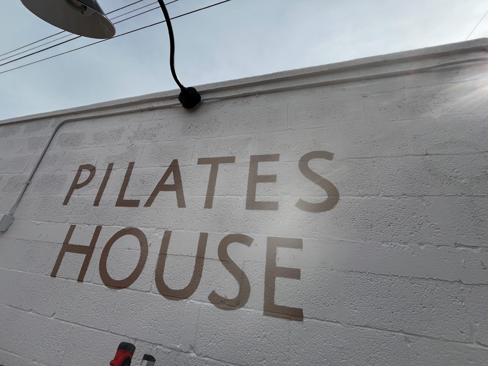 sign painter colorado springs, hi-five design colorado springs, sign artist colorado springs